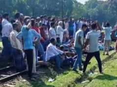 (ভিডিও)বিএনপির মনোনয়ন না পেয়ে রেলপথ অবরোধ