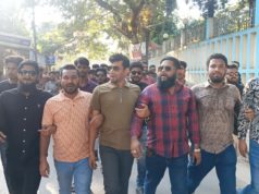 (ভিডিও)শেখ হাসিনার ফাঁসির রায়ে নরসিংদীতে আনন্দ মিছিল ও মিষ্টি বিতরণ