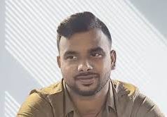 ব্যবসায়ীকে ‘সন্ত্রাসীর’ ফোন ‘তোকে গুলি করে মারব না, ব্লেড দিয়ে খুঁচিয়ে খুঁচিয়ে মারব