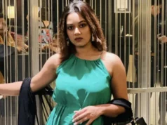 (ভিডিও)‘বিদায়’ দিয়ে ফিরছেন দীঘি