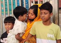 (ভিডিও)জামিন পেলেন নাবালক তিন সন্তানের সেই মা