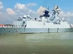 (ভিডিও)চট্টগ্রাম বন্দরে চীনের তিন যুদ্ধজাহাজ